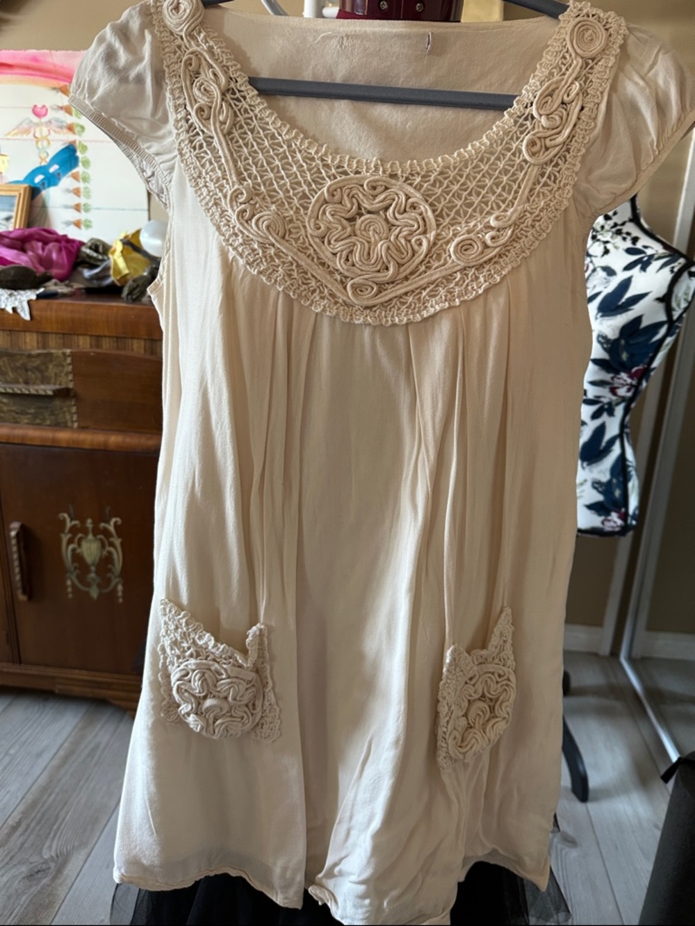 Women's Cream Crochet Detail Short Sleeve Tunic
